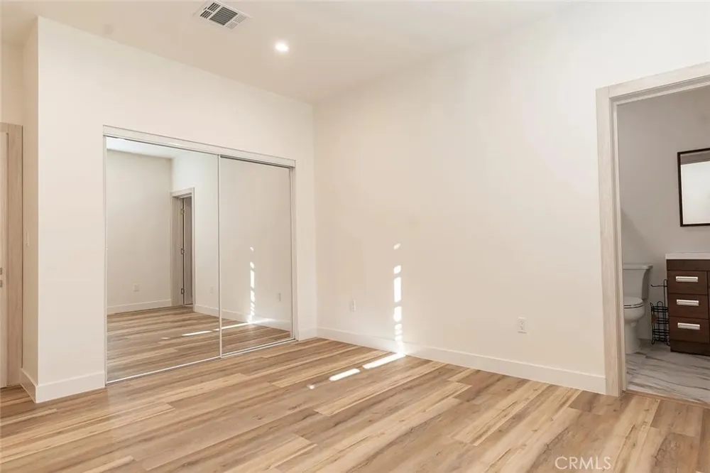 12942 Oberlin St Sylmar, CA 91342