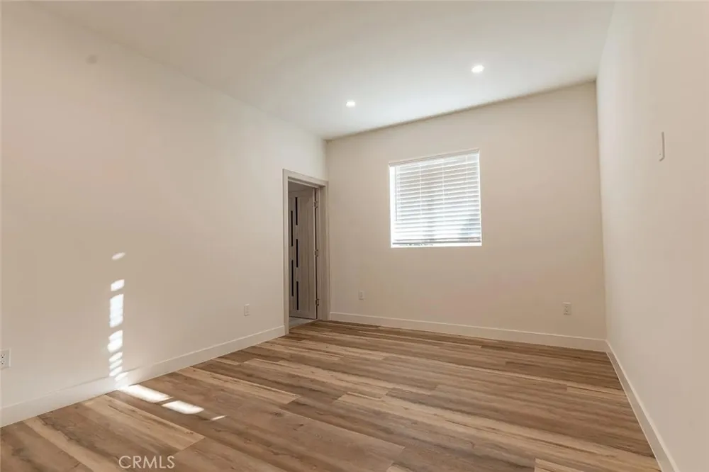 12942 Oberlin St Sylmar, CA 91342