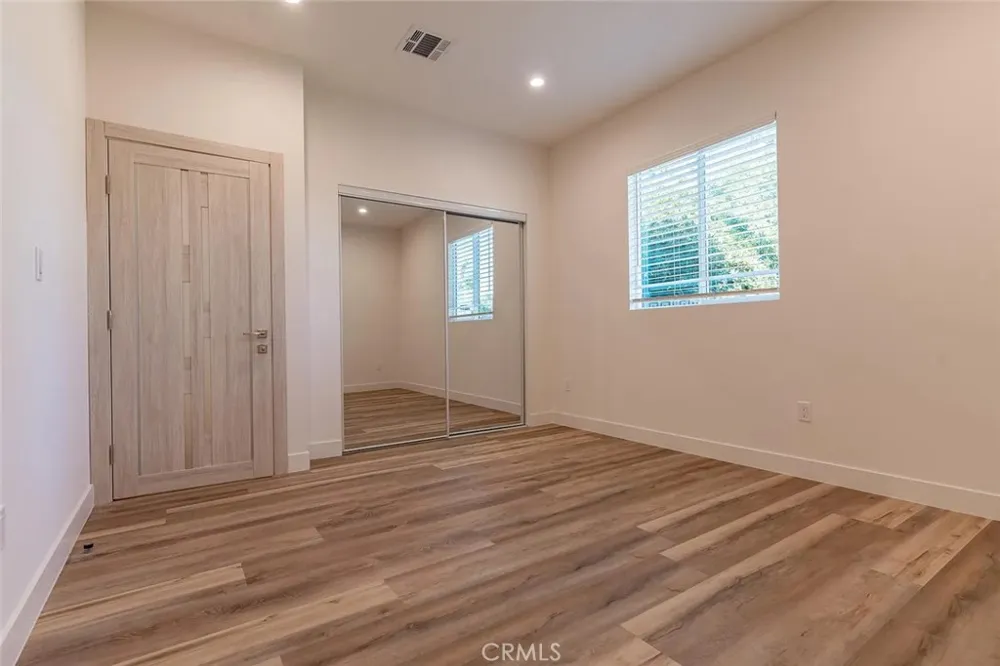 12942 Oberlin St Sylmar, CA 91342