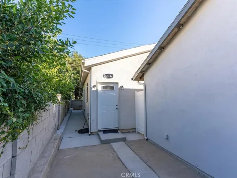 12942 Oberlin St