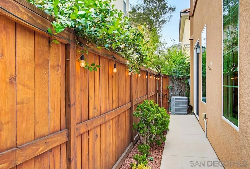 1519 Chert Drive San Marcos, CA 92078