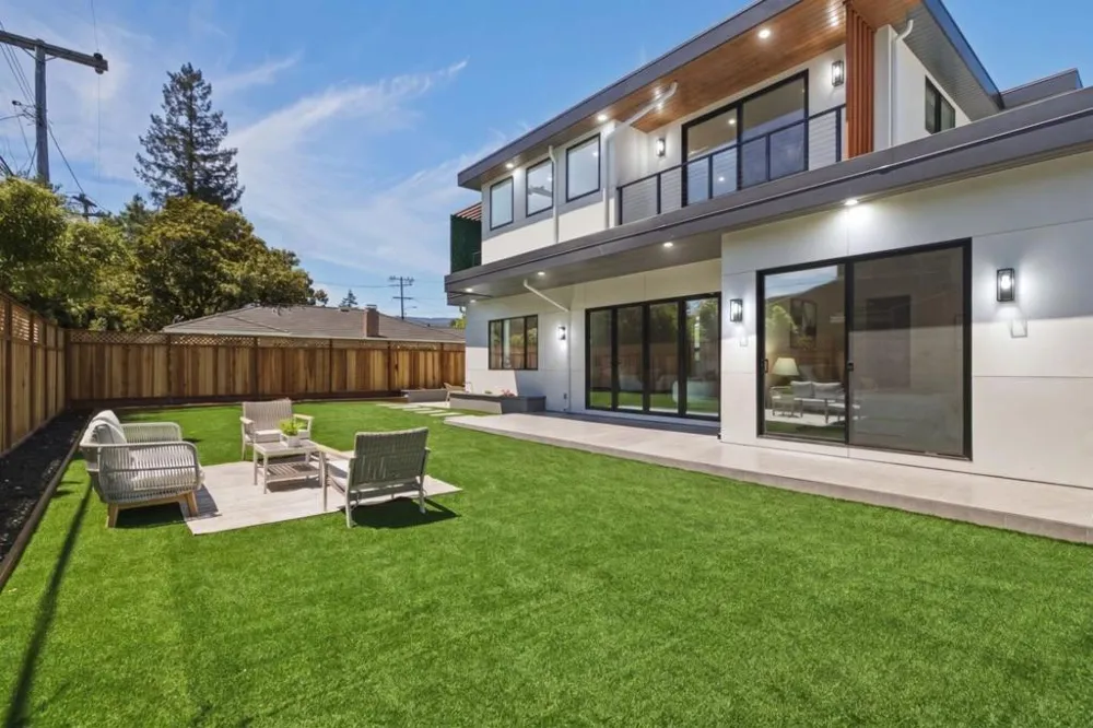 1691 S Springer Road Mountain View, CA 94040