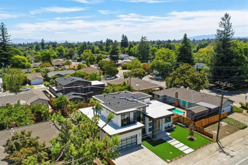 1691 S Springer Road Mountain View, CA 94040