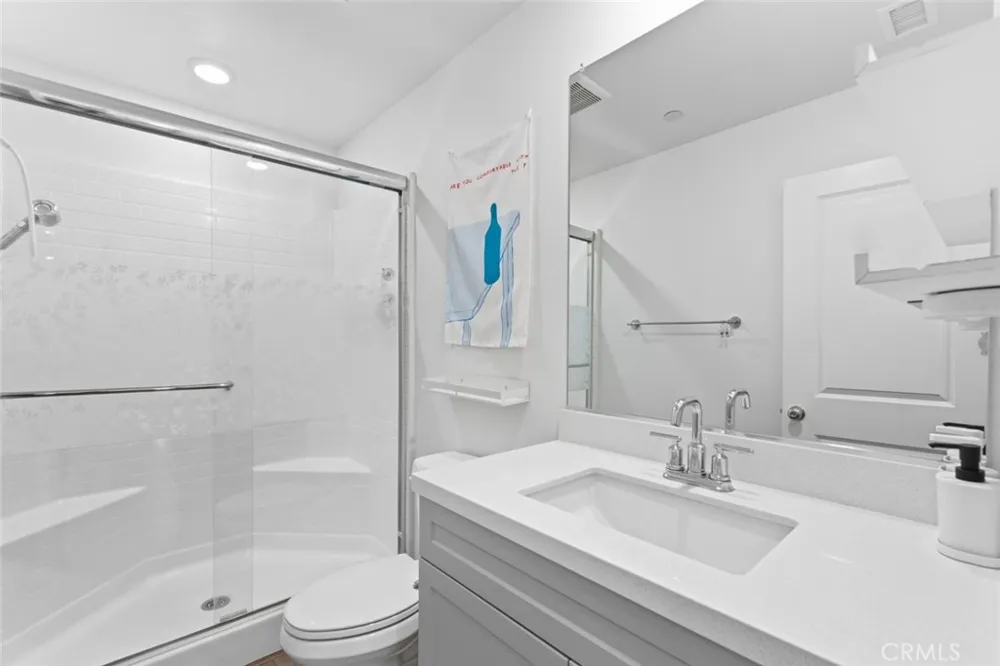 16426 Whittier #3 Whittier, CA 90603