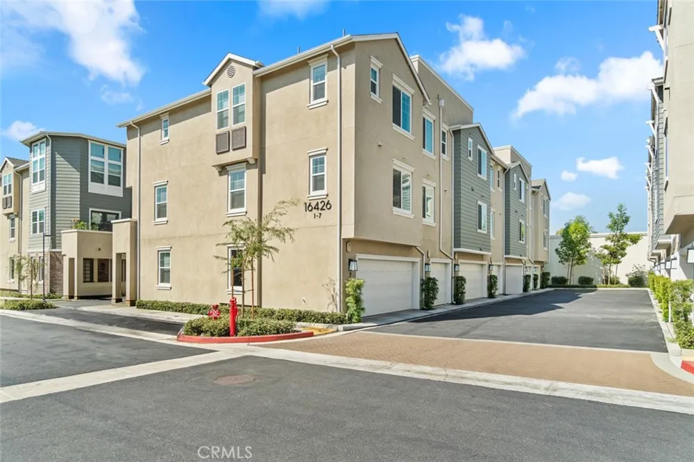 16426 Whittier #3 Whittier, CA 90603
