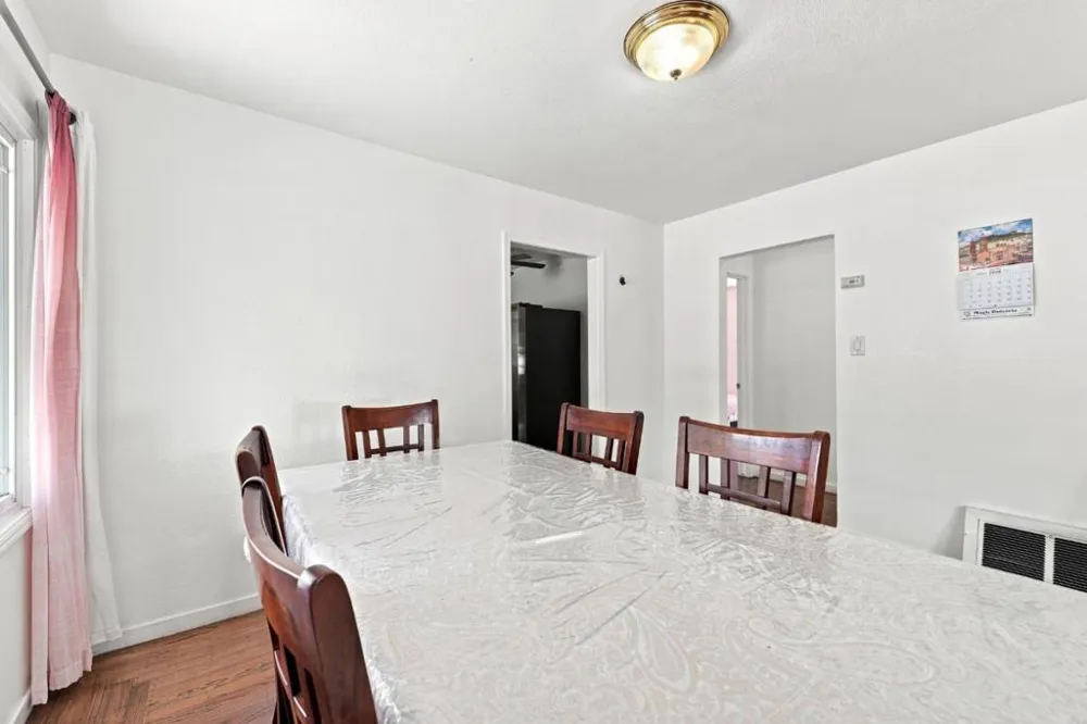 21471 Burr Way Hayward, CA 94541
