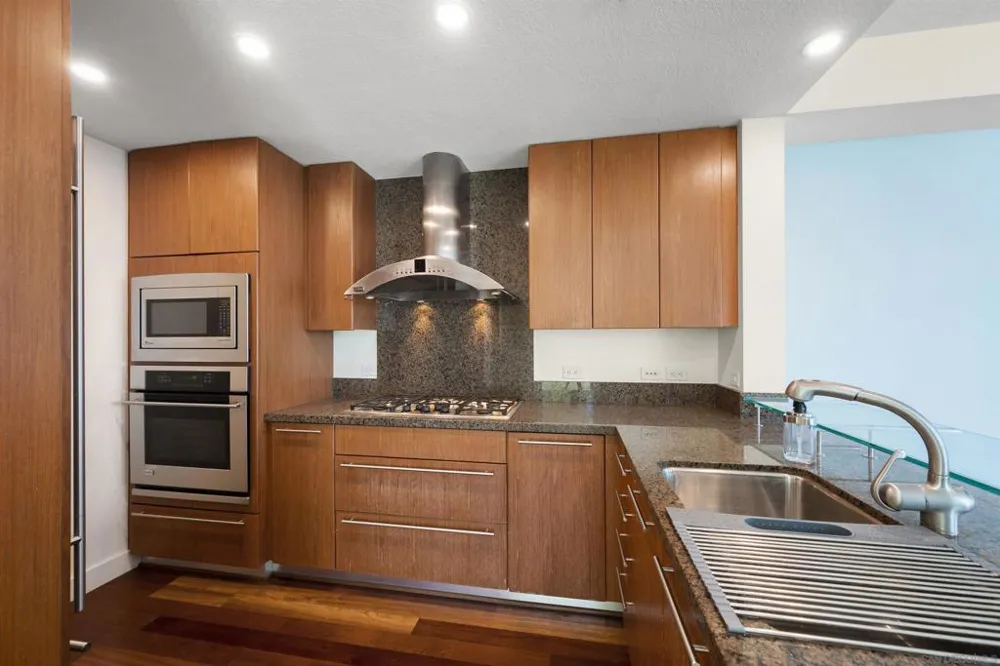 1205 Pacific Highway #1203 San Diego, CA 92101