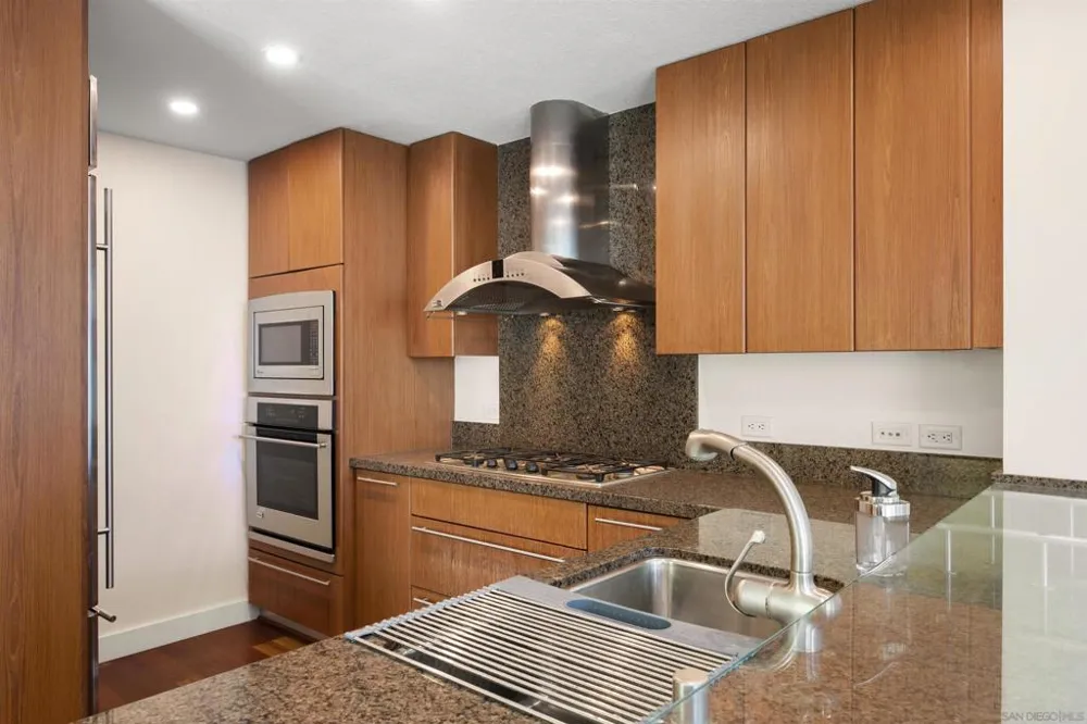 1205 Pacific Highway #1203 San Diego, CA 92101