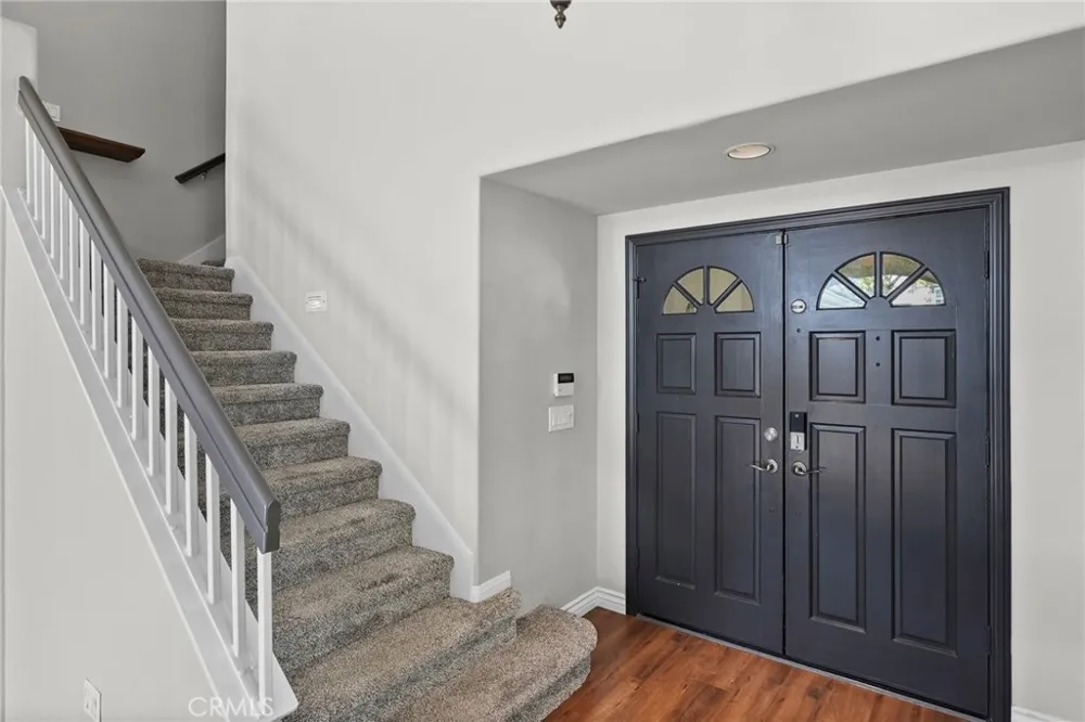 24406 Hampton Drive #B Valencia, CA 91355