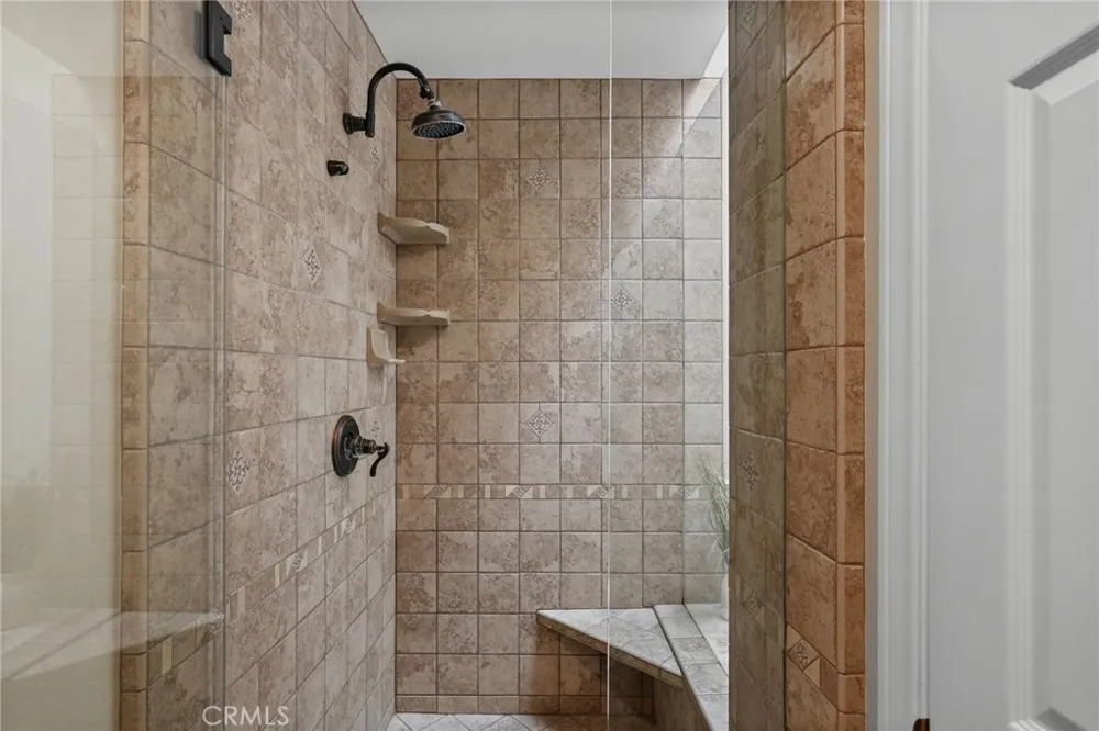 24406 Hampton Drive #B Valencia, CA 91355