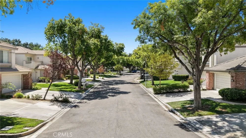 24406 Hampton Drive #B Valencia, CA 91355