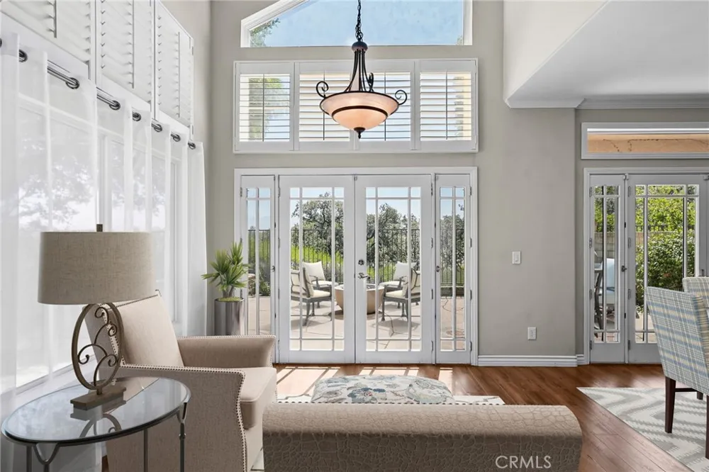 24406 Hampton Drive #B Valencia, CA 91355