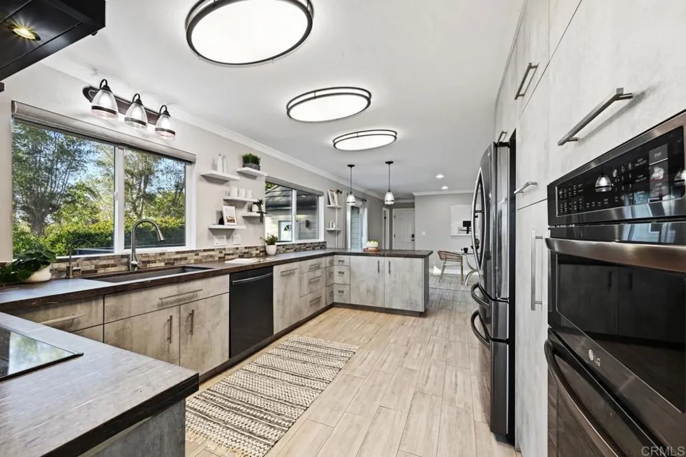 1118 Orangewood Drive Escondido, CA 92025