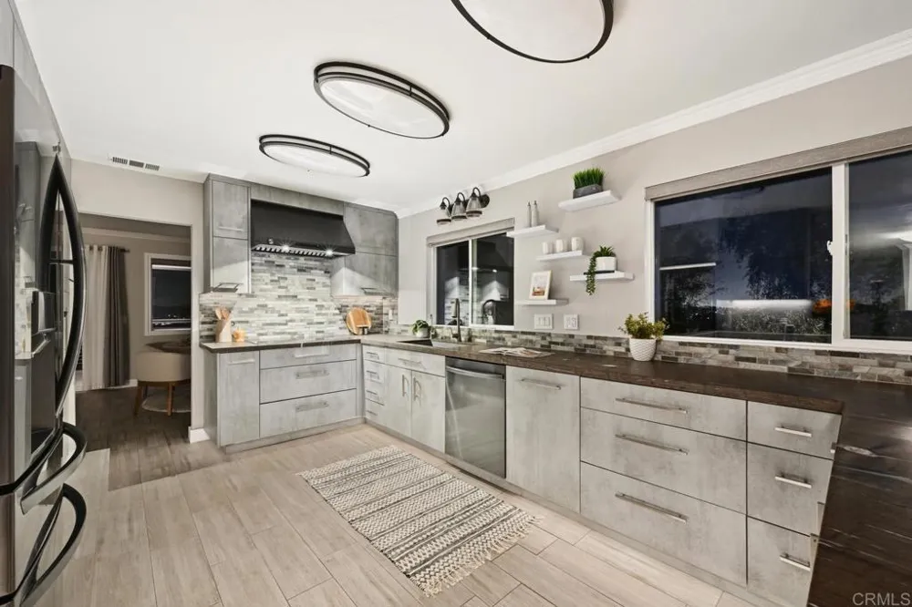 1118 Orangewood Drive Escondido, CA 92025
