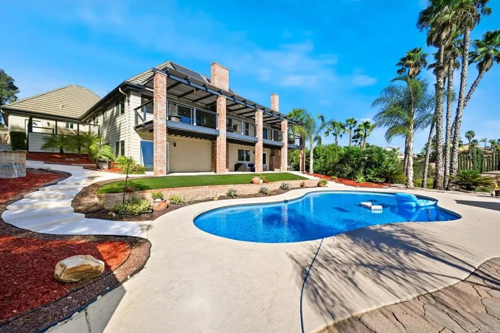 1118 Orangewood Drive Escondido, CA 92025