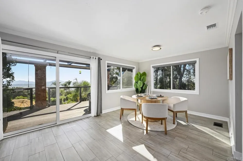 1118 Orangewood Drive Escondido, CA 92025