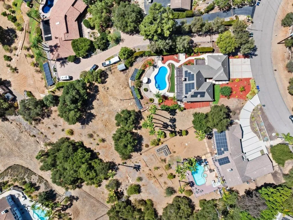 1118 Orangewood Drive Escondido, CA 92025