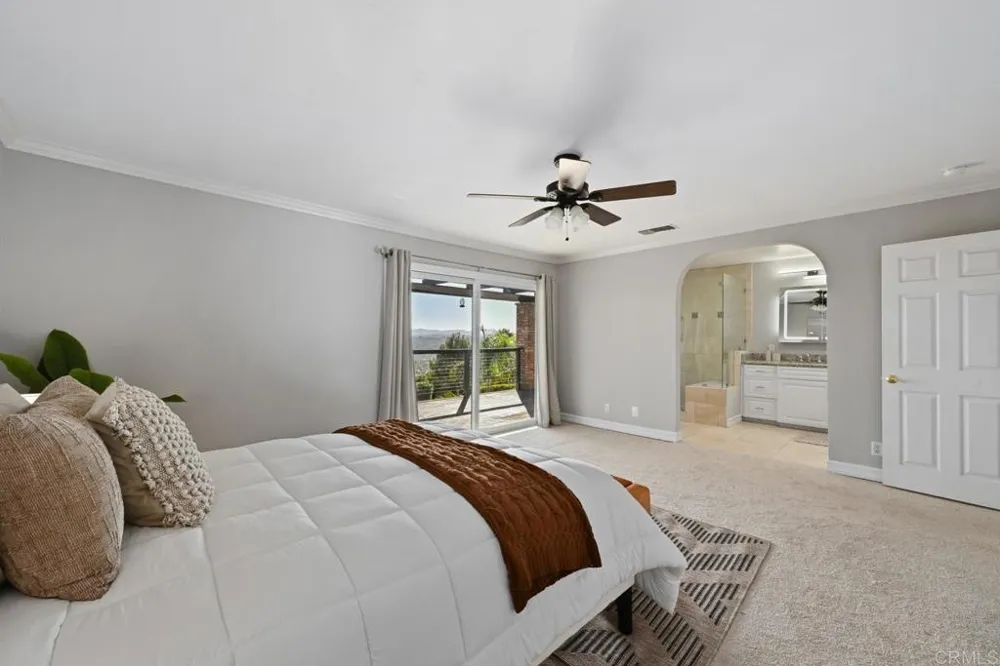 1118 Orangewood Drive Escondido, CA 92025
