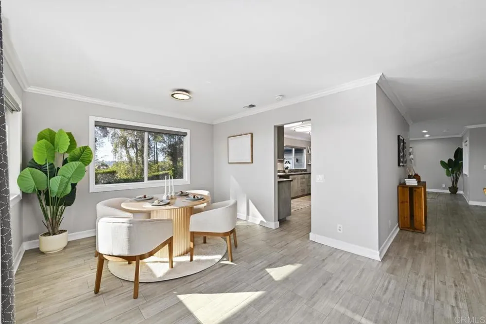 1118 Orangewood Drive Escondido, CA 92025