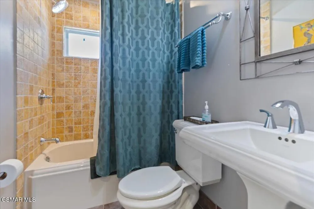 569 3rd Street Fillmore, CA 93015