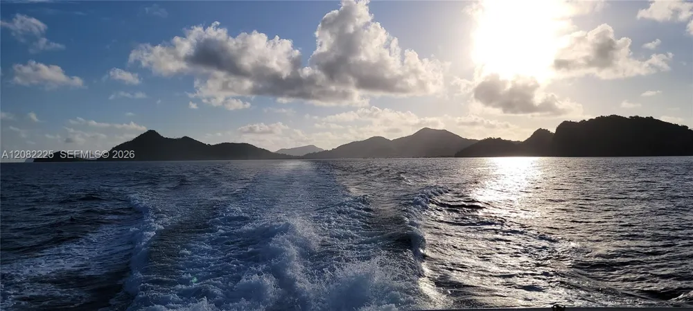 Anse La Roche, Carriacou 