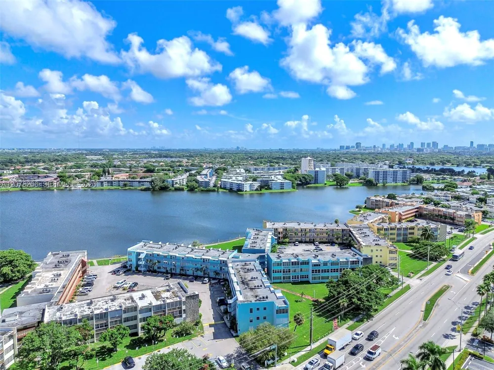1501 NE Miami Gardens Dr #257 Miami, FL 33179