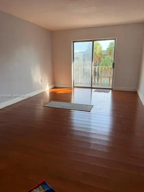 4301 NW South Tamiami Canal Dr #3-302 Miami, FL 33126