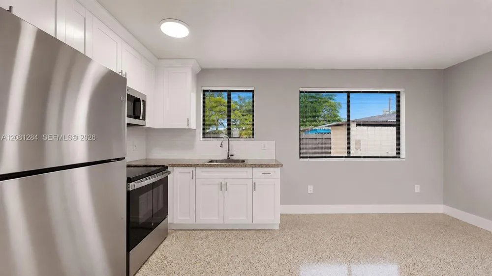 101 W 11th St #5 Hialeah, FL 33010