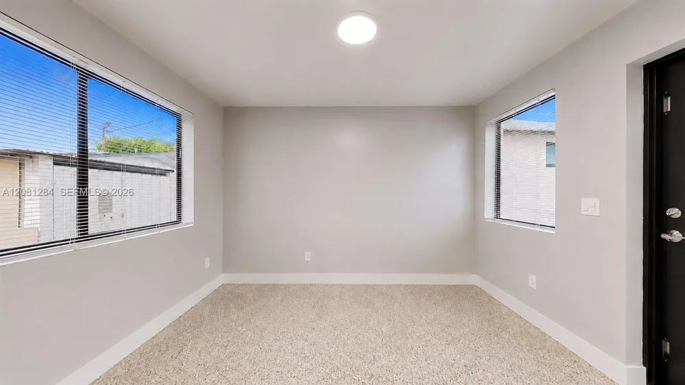 101 W 11th St #5 Hialeah, FL 33010
