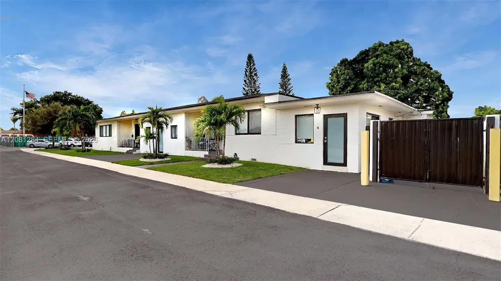 101 W 11th St #5 Hialeah, FL 33010
