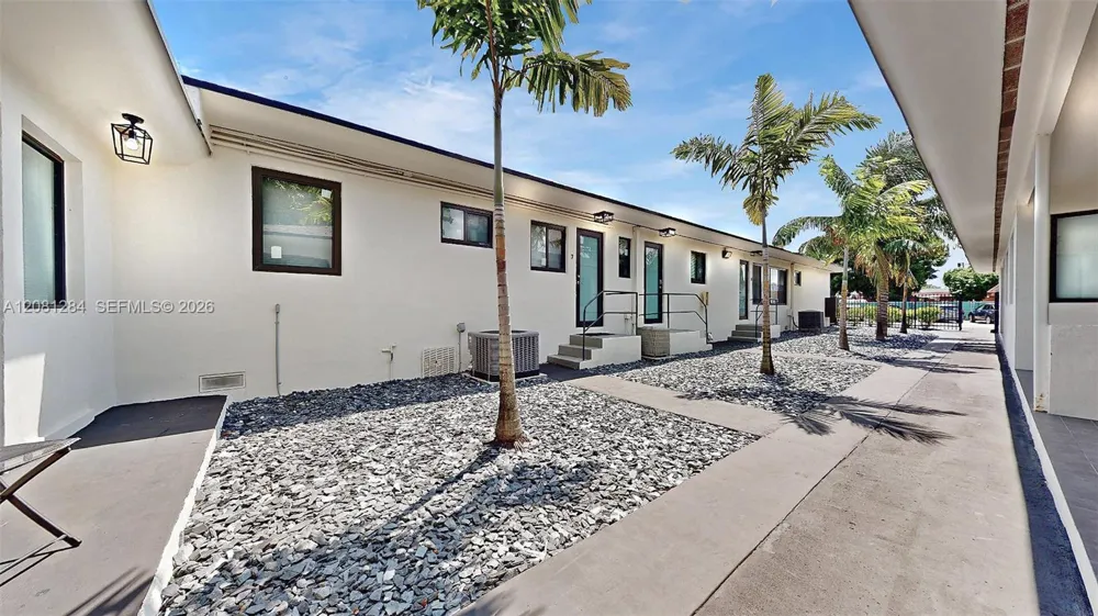 101 W 11th St #5 Hialeah, FL 33010