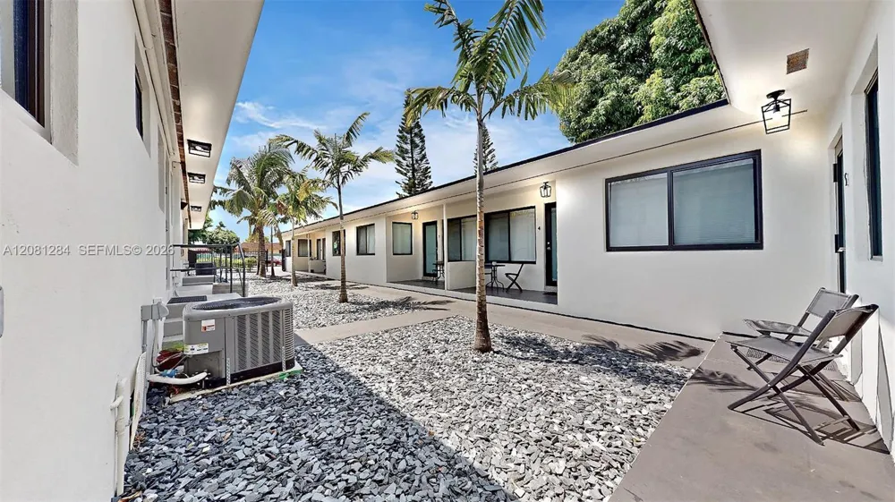 101 W 11th St #5 Hialeah, FL 33010