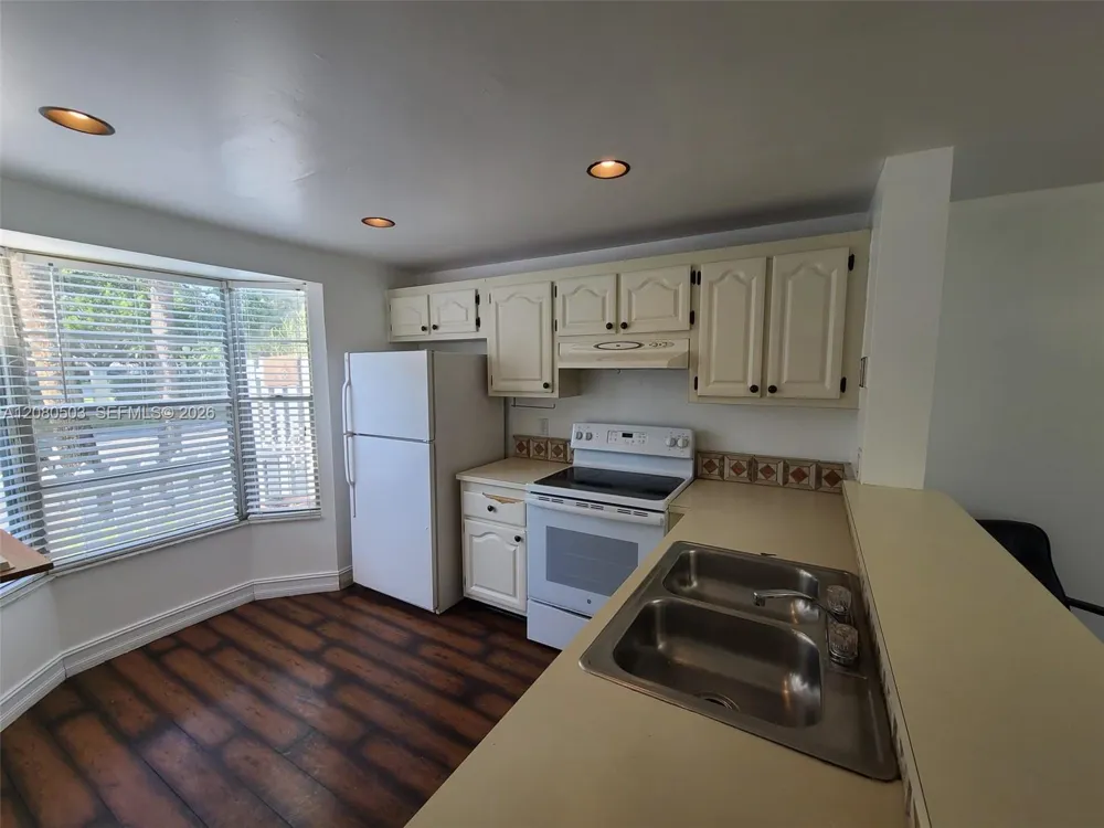 173 SW 3rd St #173 Pompano Beach, FL 33060