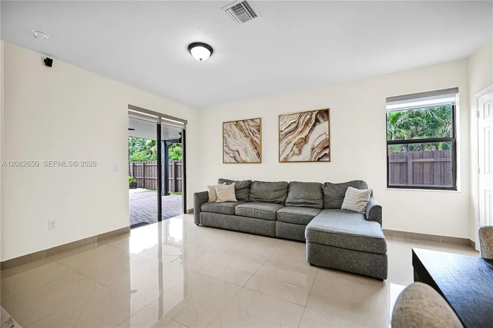 3803 NE 2nd St Homestead, FL 33033