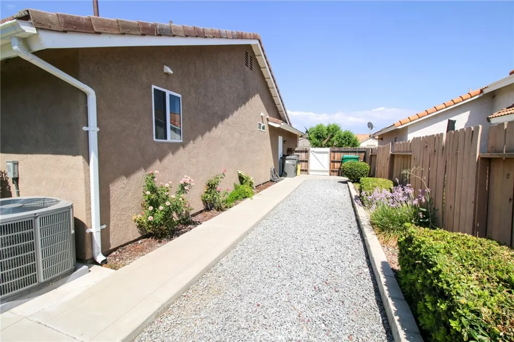 29499 Basie Circle Sun City, CA 92586
