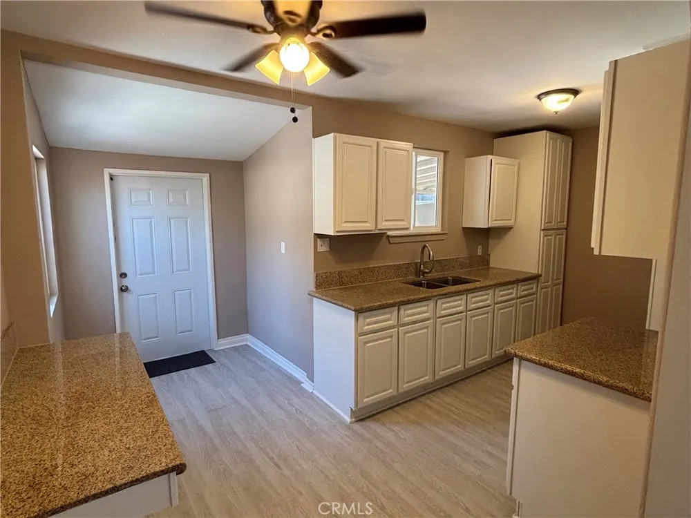 885 San Jacinto San Bernardino, CA 92408