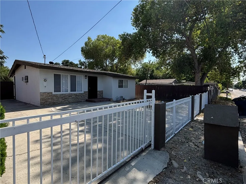 885 San Jacinto San Bernardino, CA 92408