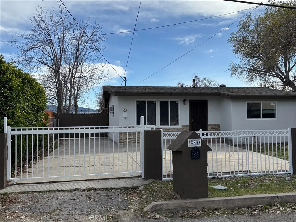 885 San Jacinto San Bernardino, CA 92408
