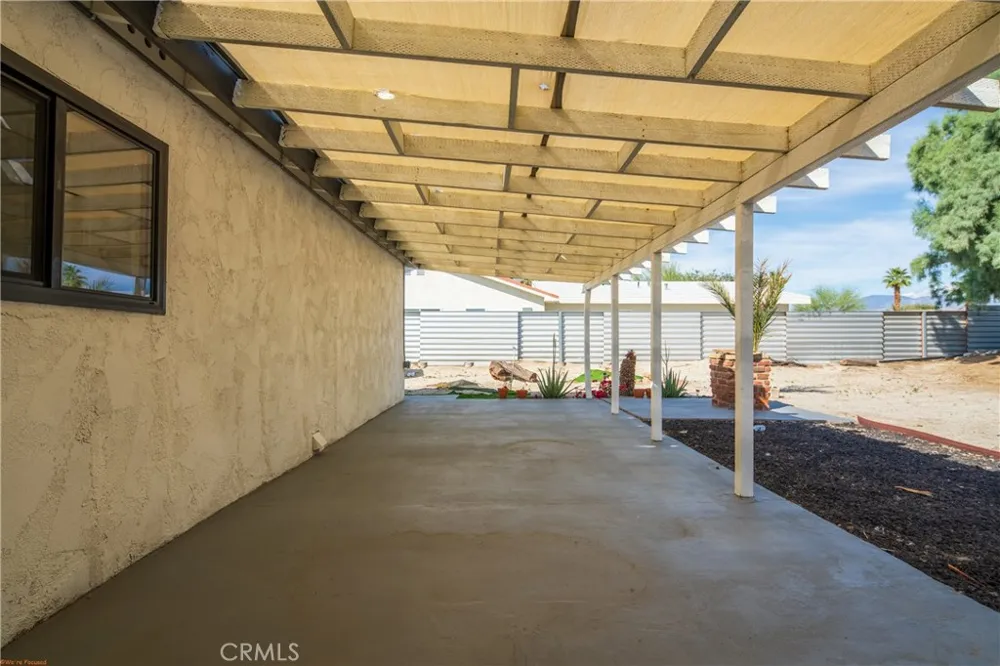 1840 E Joyce Palm Springs, CA 92262