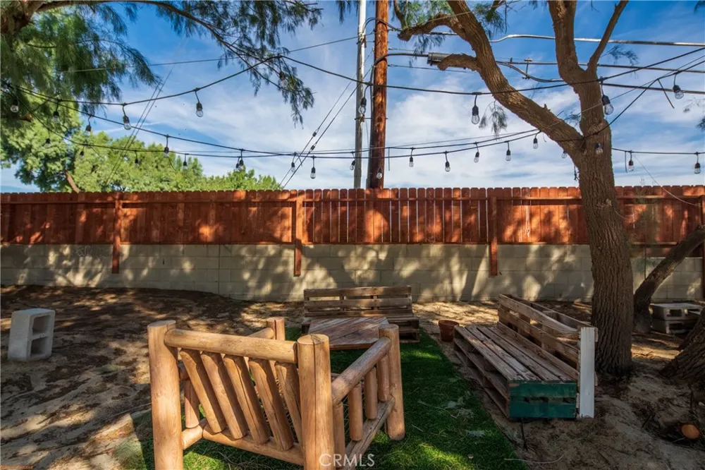 1840 E Joyce Palm Springs, CA 92262