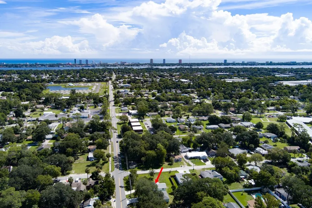 701 FLOMICH STREET Holly Hill, FL 32117