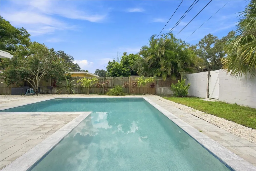 11610 116TH STREET Seminole, FL 33778
