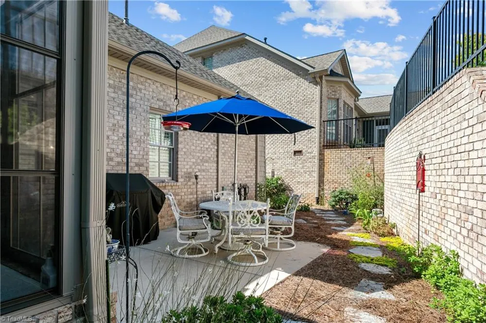 5204 Perrou Court Greensboro, NC 27410