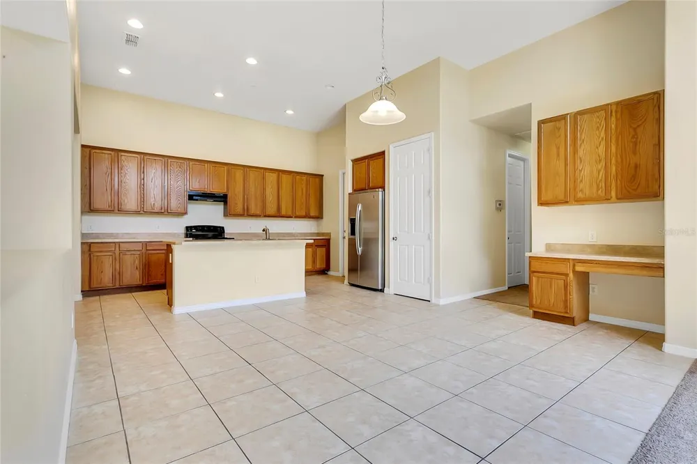 10102 CAROLINE PARK DRIVE Orlando, FL 32832