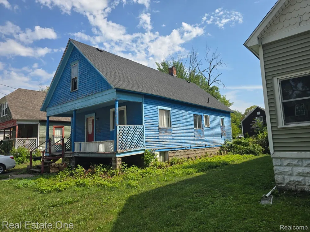 220 Grant Street Bay City City, MI 48708