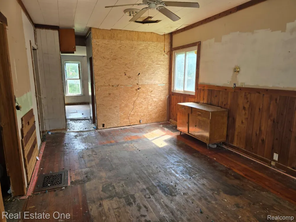220 Grant Street Bay City City, MI 48708