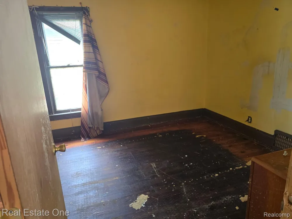 220 Grant Street Bay City City, MI 48708
