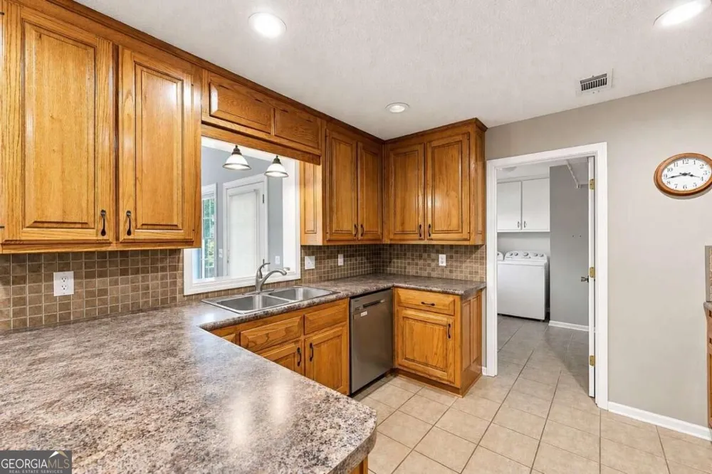 3628 Maple Forge LN Gainesville, GA 30504
