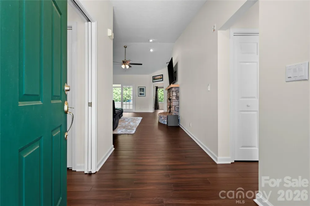 14 Country Meadows Lane Hendersonville, NC 28792