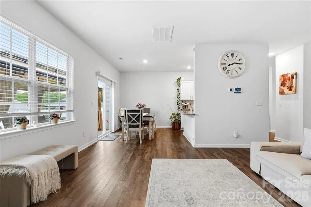 8022 Rowling Drive Charlotte, NC 28215